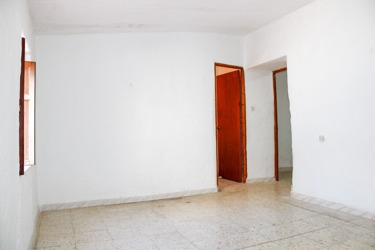 Geschakelde Woning te koop in Nerja | 5 slaapkamers H5134426