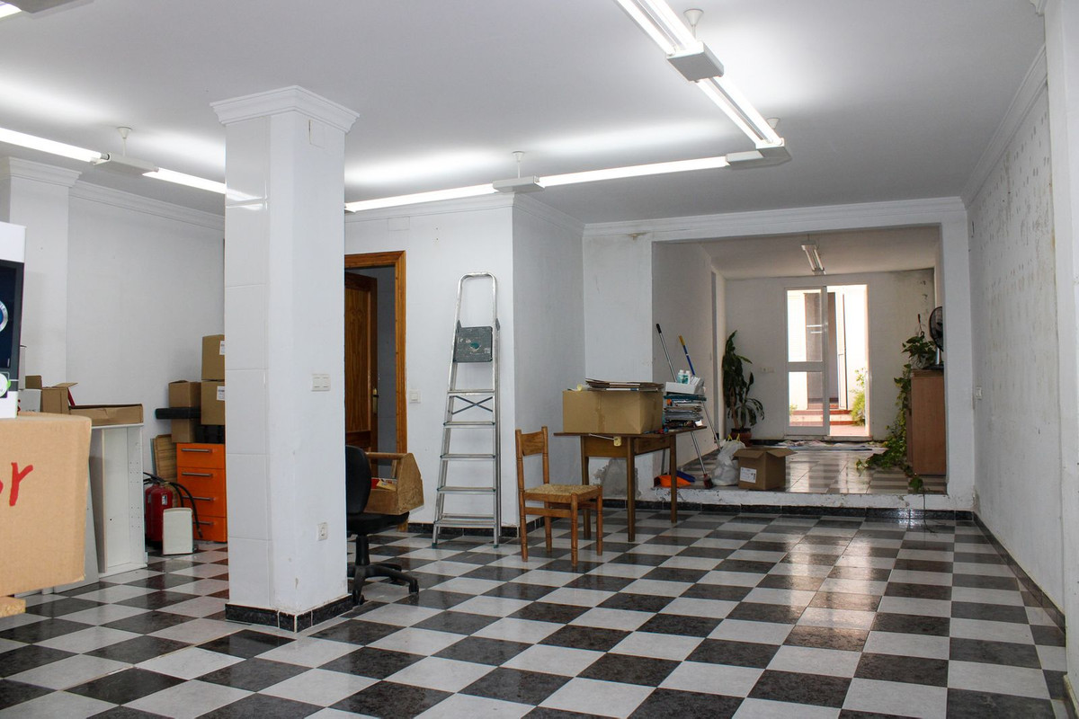 Geschakelde Woning te koop in Nerja | 5 slaapkamers H5134426