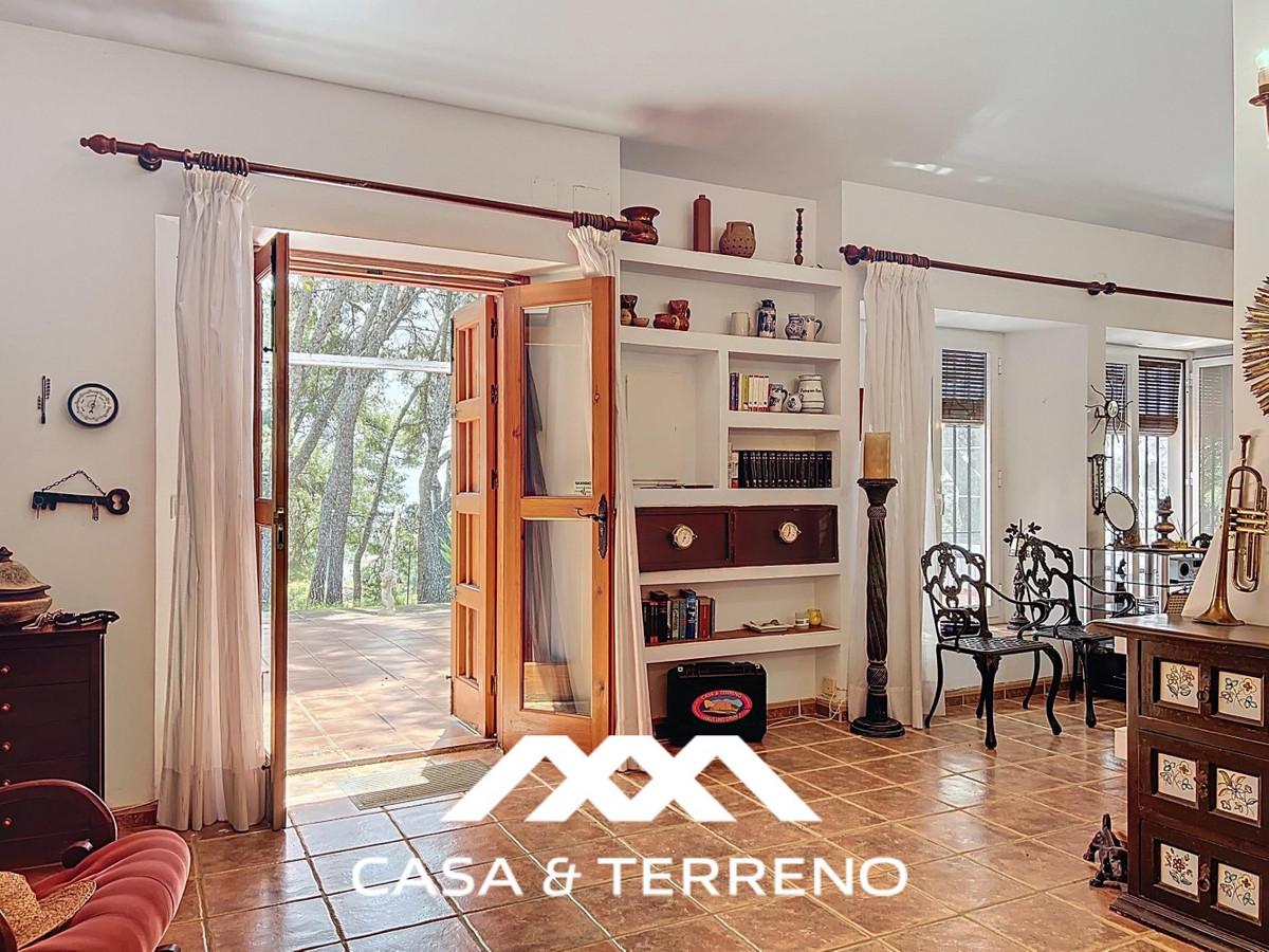 Vrijstaande Villa te koop in Nerja | 4 slaapkamers H5145256