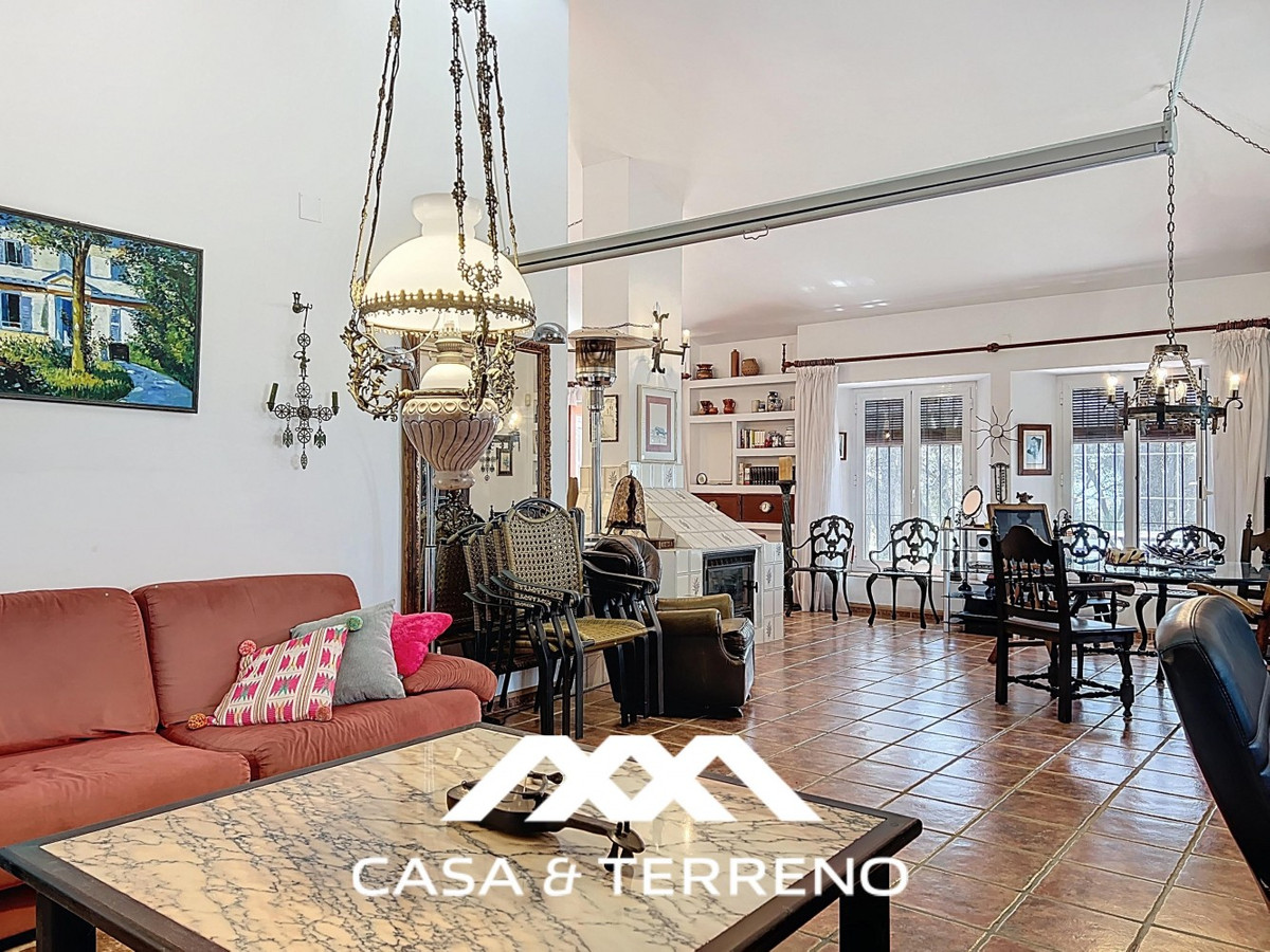 Vrijstaande Villa te koop in Nerja | 4 slaapkamers H5145256