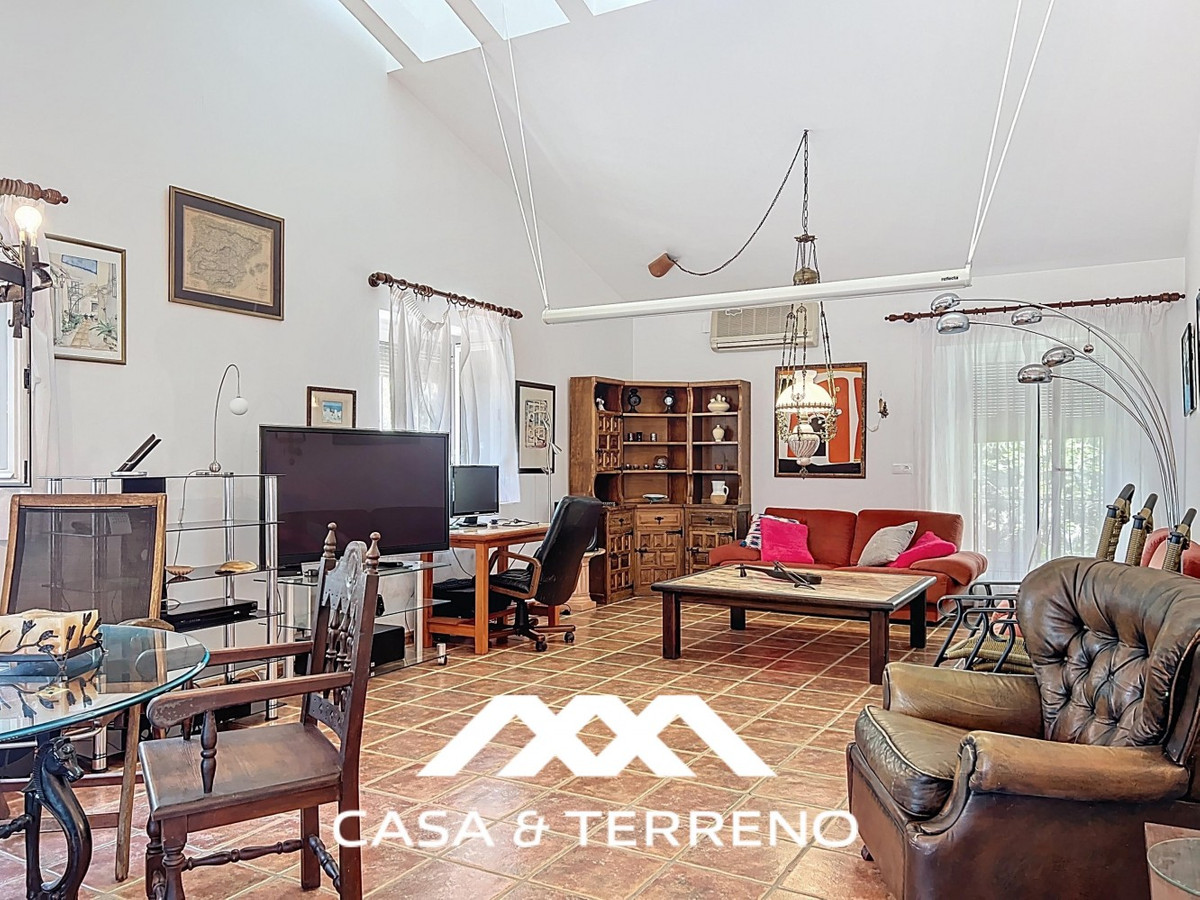 Vrijstaande Villa te koop in Nerja | 4 slaapkamers H5145256