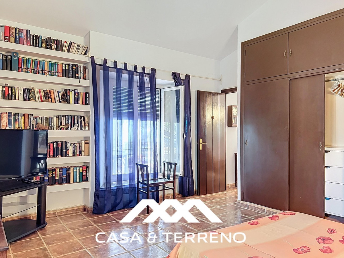 Vrijstaande Villa te koop in Nerja | 4 slaapkamers H5145256