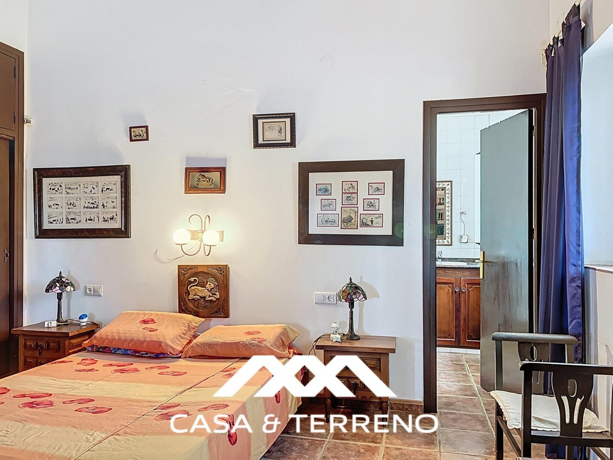 Vrijstaande Villa te koop in Nerja | 4 slaapkamers H5145256