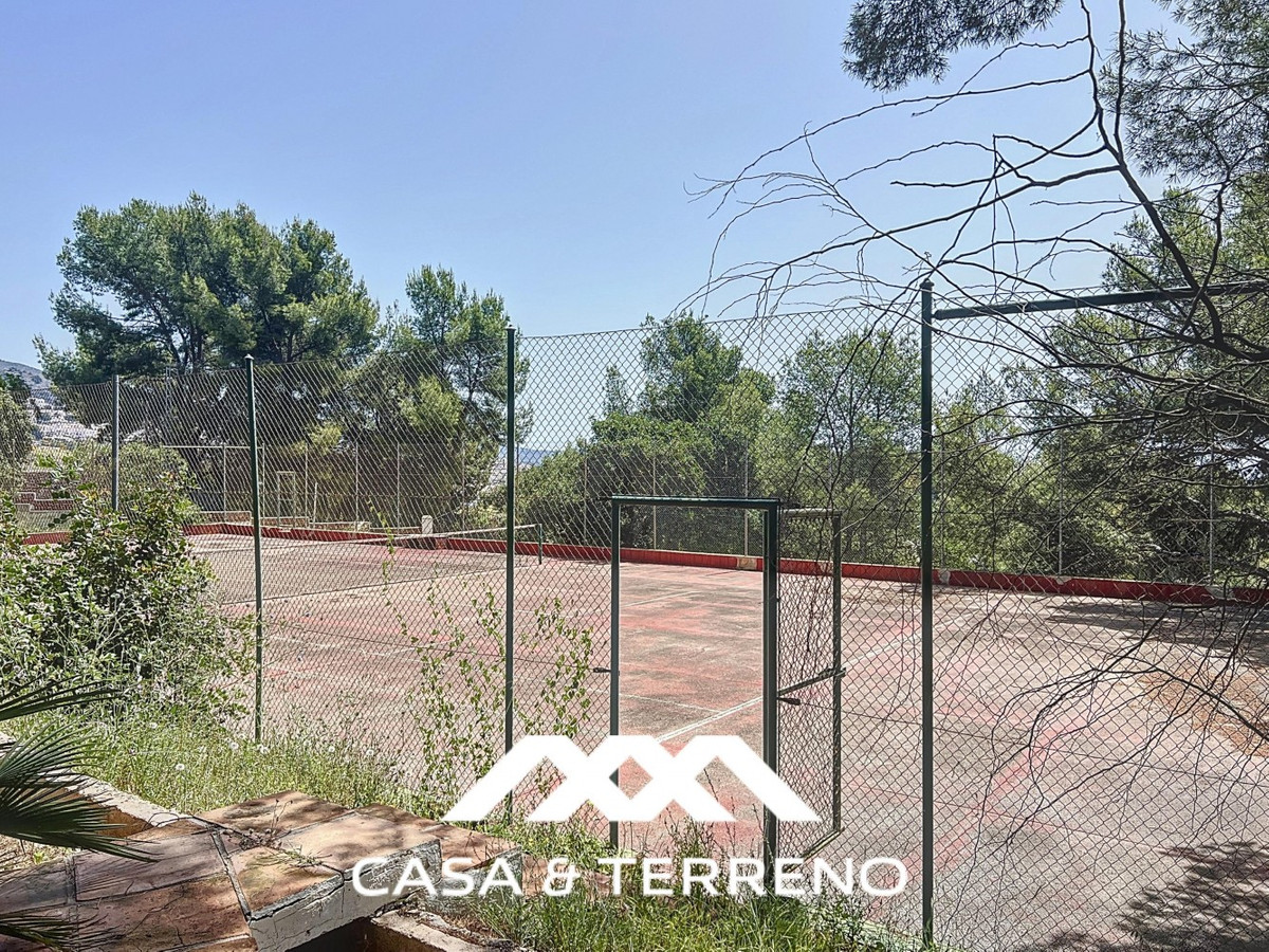 Vrijstaande Villa te koop in Nerja | 4 slaapkamers H5145256