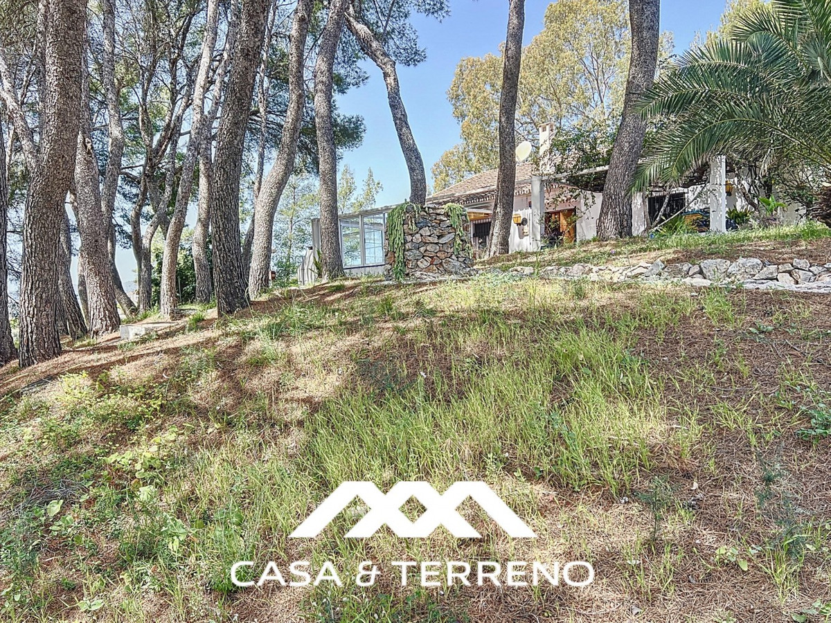 Vrijstaande Villa te koop in Nerja | 4 slaapkamers H5145256