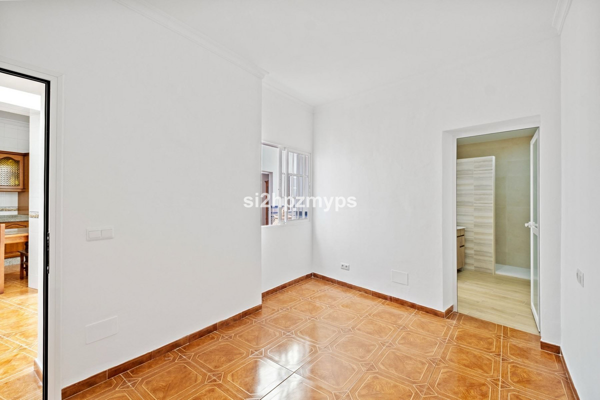 Geschakelde Woning te koop in Nerja | 5 slaapkamers H5211340