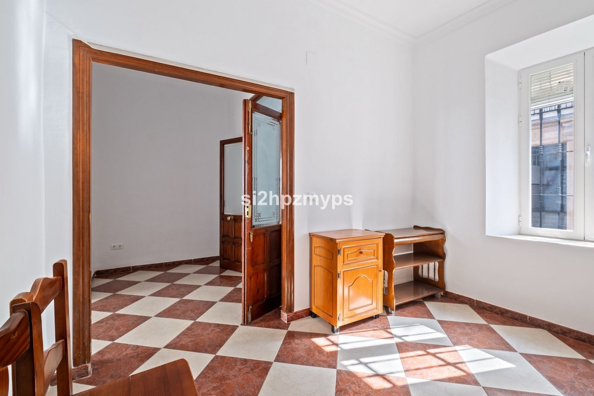 Geschakelde Woning te koop in Nerja | 5 slaapkamers H5211340
