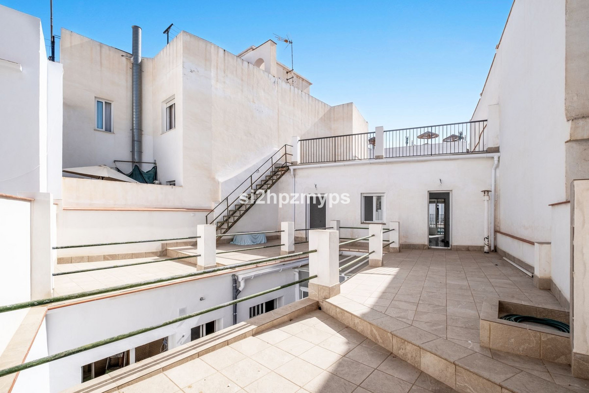 Geschakelde Woning te koop in Nerja | 5 slaapkamers H5211340