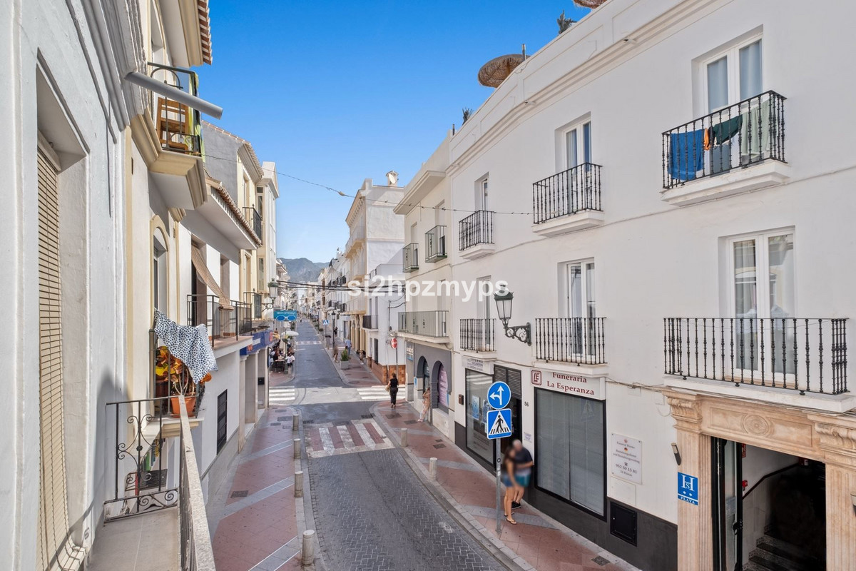 Geschakelde Woning te koop in Nerja | 5 slaapkamers H5211340