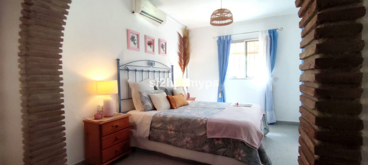 Vrijstaande Villa te koop in Nerja | 1 slaapkamers H5227588