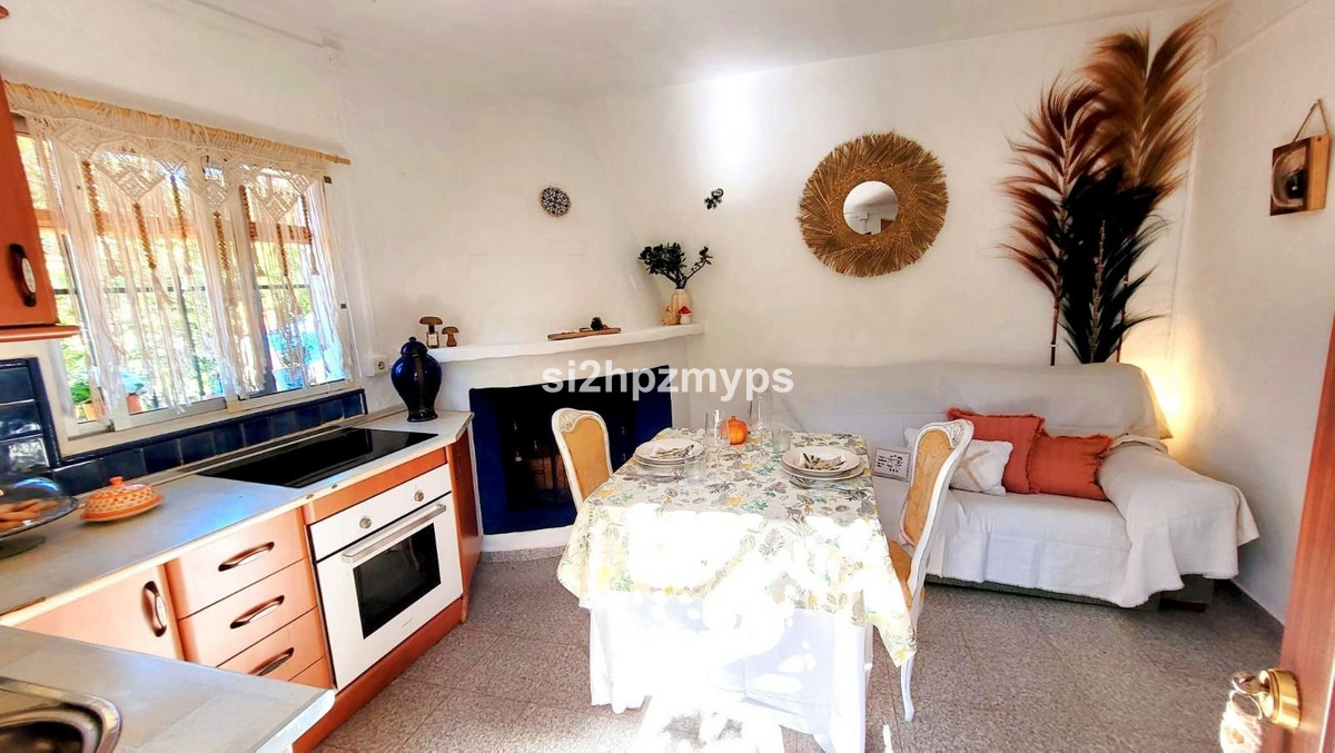 Vrijstaande Villa te koop in Nerja | 1 slaapkamers H5227588