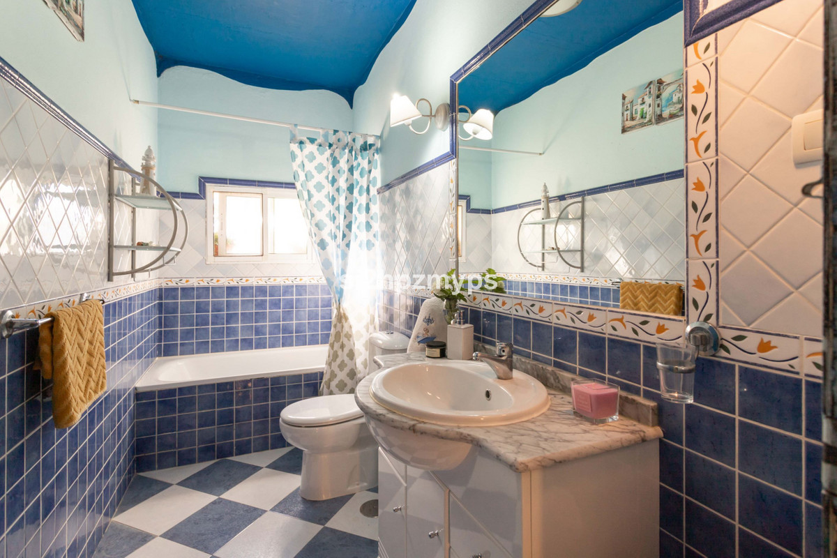 Vrijstaande Villa te koop in Nerja | 1 slaapkamers H5227588