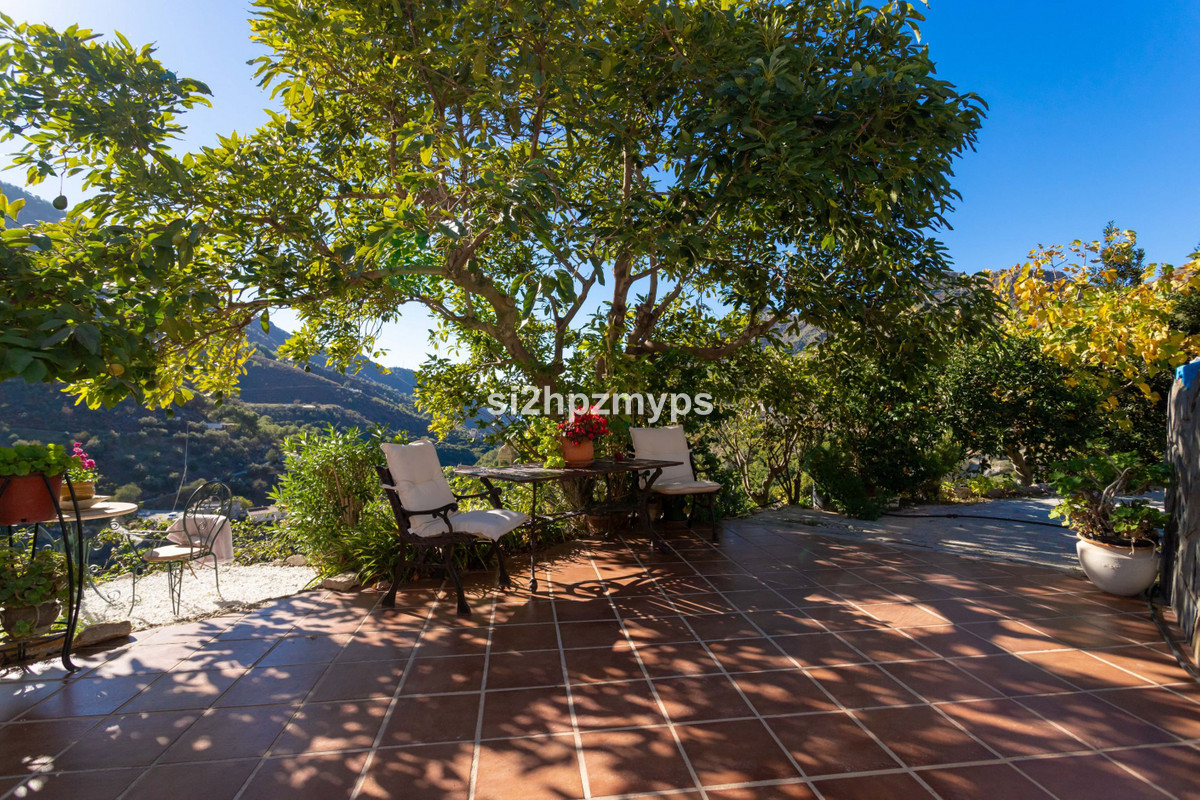 Vrijstaande Villa te koop in Nerja | 1 slaapkamers H5227588