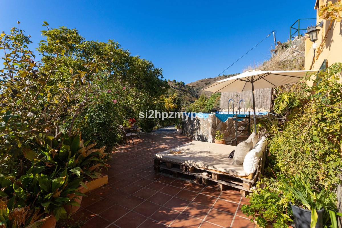 Vrijstaande Villa te koop in Nerja | 1 slaapkamers H5227588