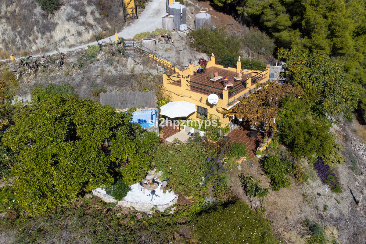 Vrijstaande Villa te koop in Nerja | 1 slaapkamers H5227588