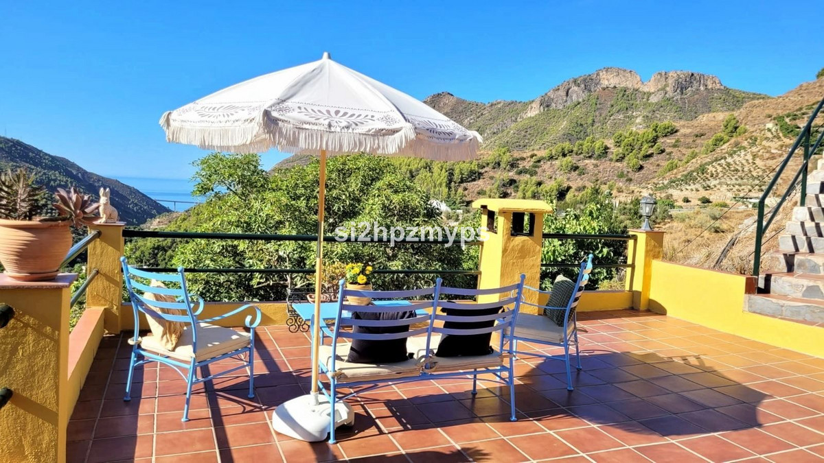 Vrijstaande Villa te koop in Nerja | 1 slaapkamers H5227588