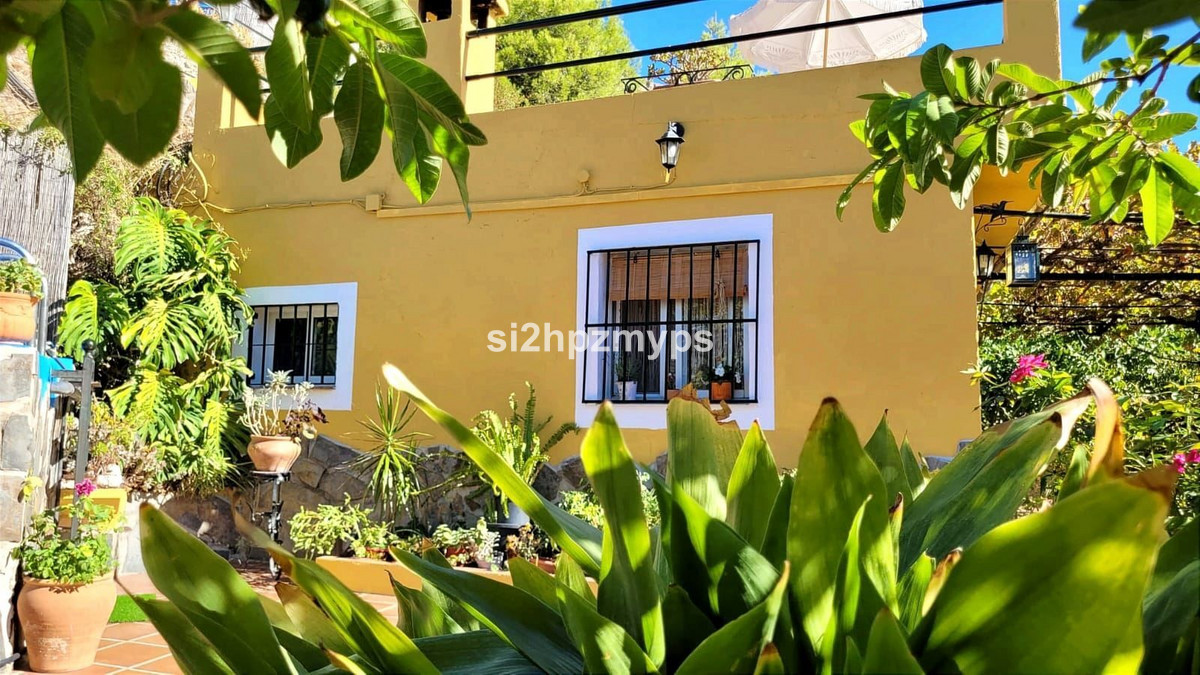 Vrijstaande Villa te koop in Nerja | 1 slaapkamers H5227588