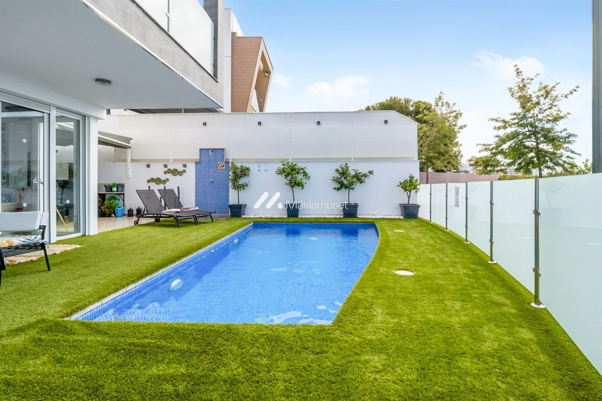 Huis te koop in Nerja | 5 slaapkamers H5251372