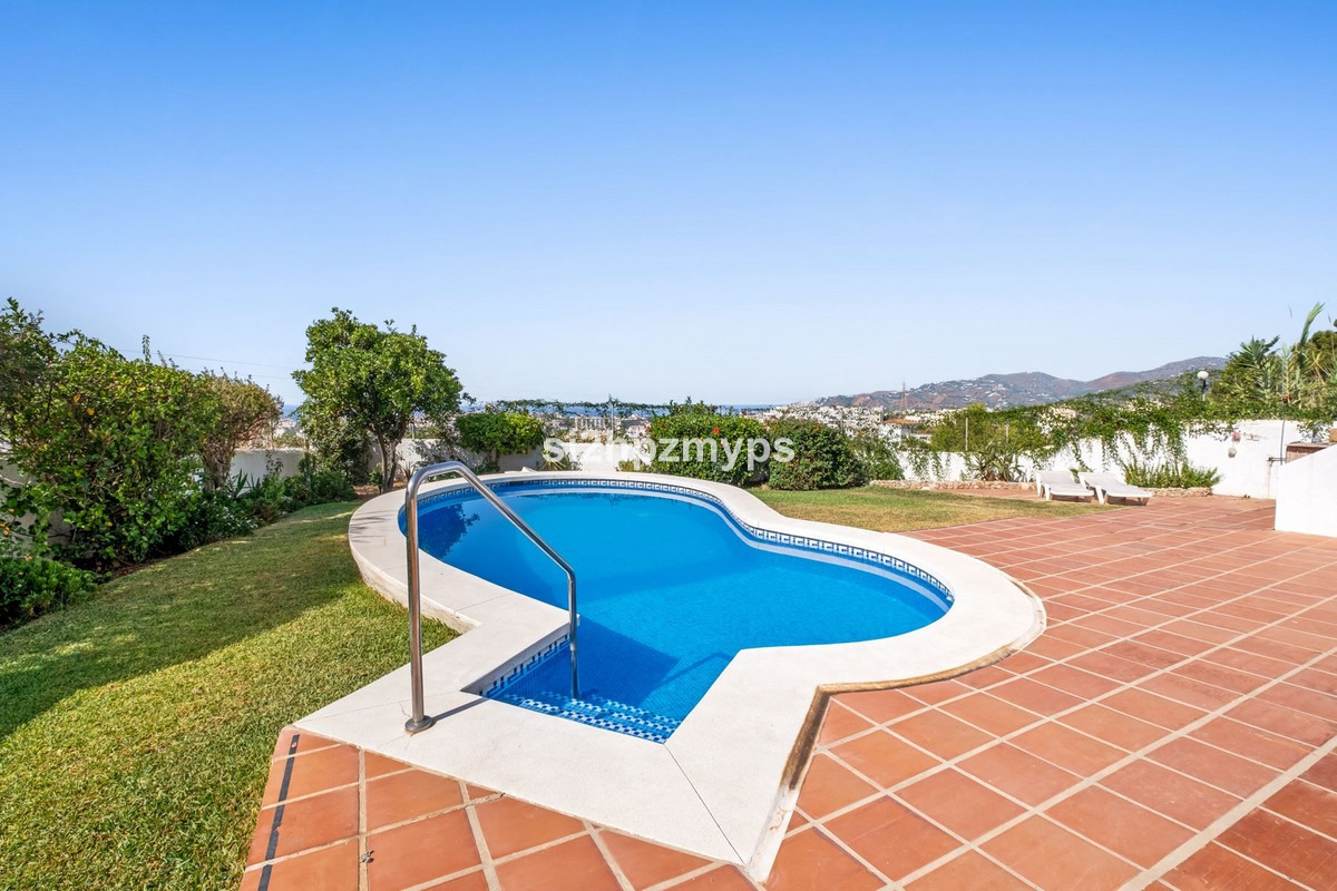 Vrijstaande Villa te koop in Nerja | 2 slaapkamers H5272759