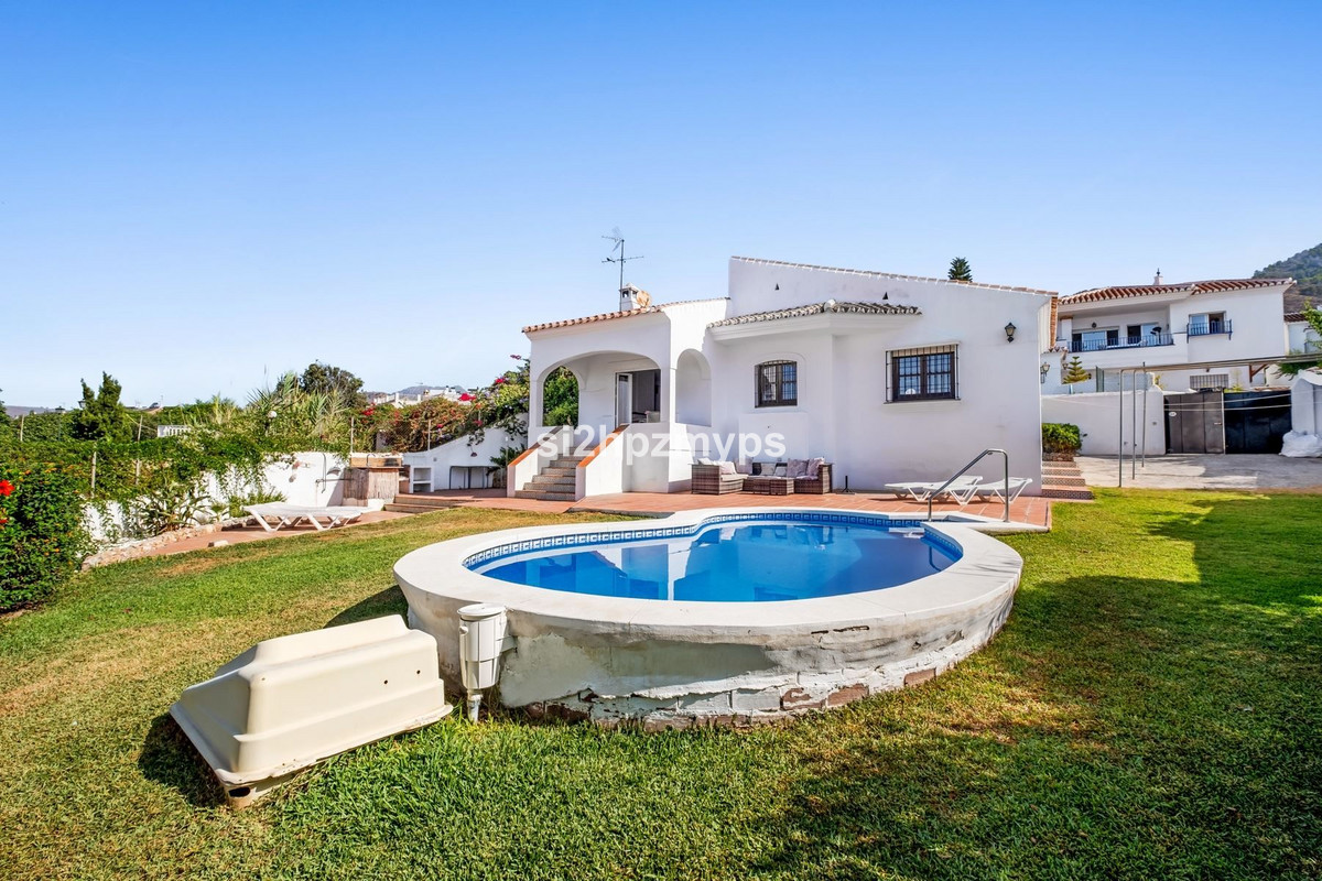 Vrijstaande Villa te koop in Nerja | 2 slaapkamers H5272759