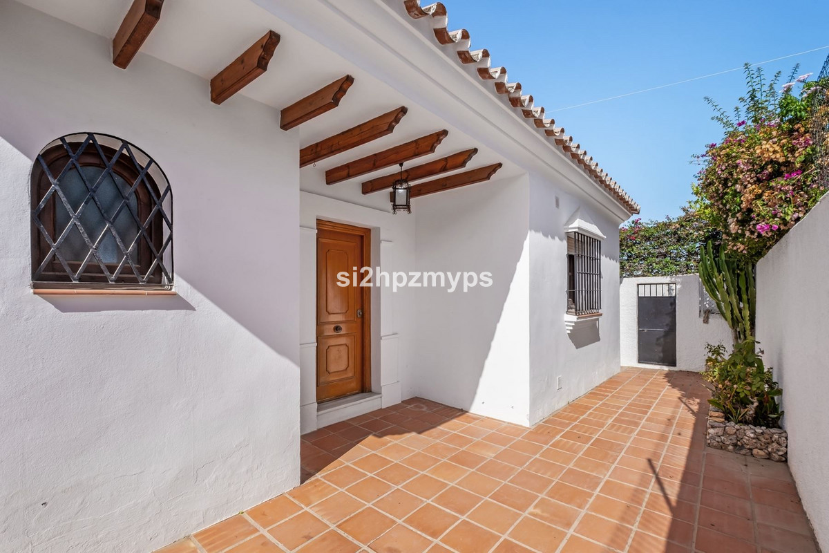 Vrijstaande Villa te koop in Nerja | 2 slaapkamers H5272759
