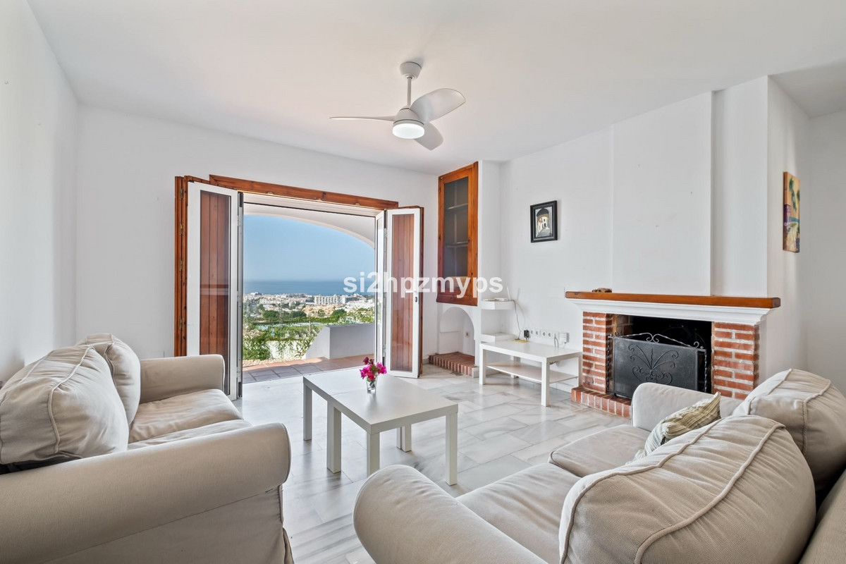 Vrijstaande Villa te koop in Nerja | 2 slaapkamers H5272759