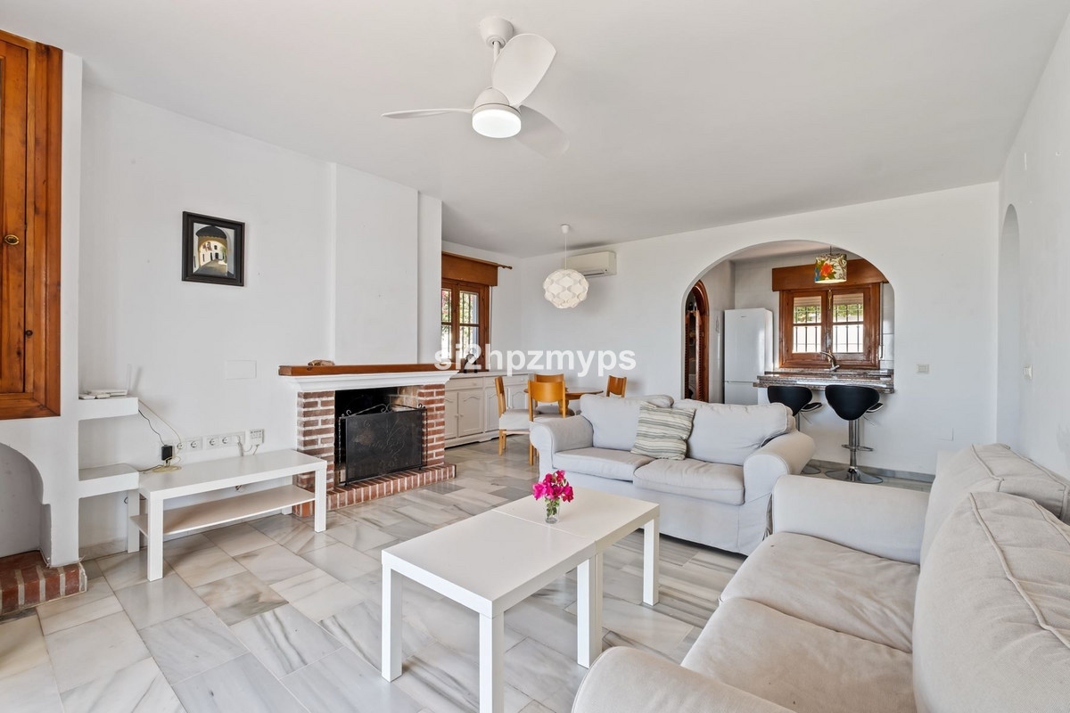 Vrijstaande Villa te koop in Nerja | 2 slaapkamers H5272759