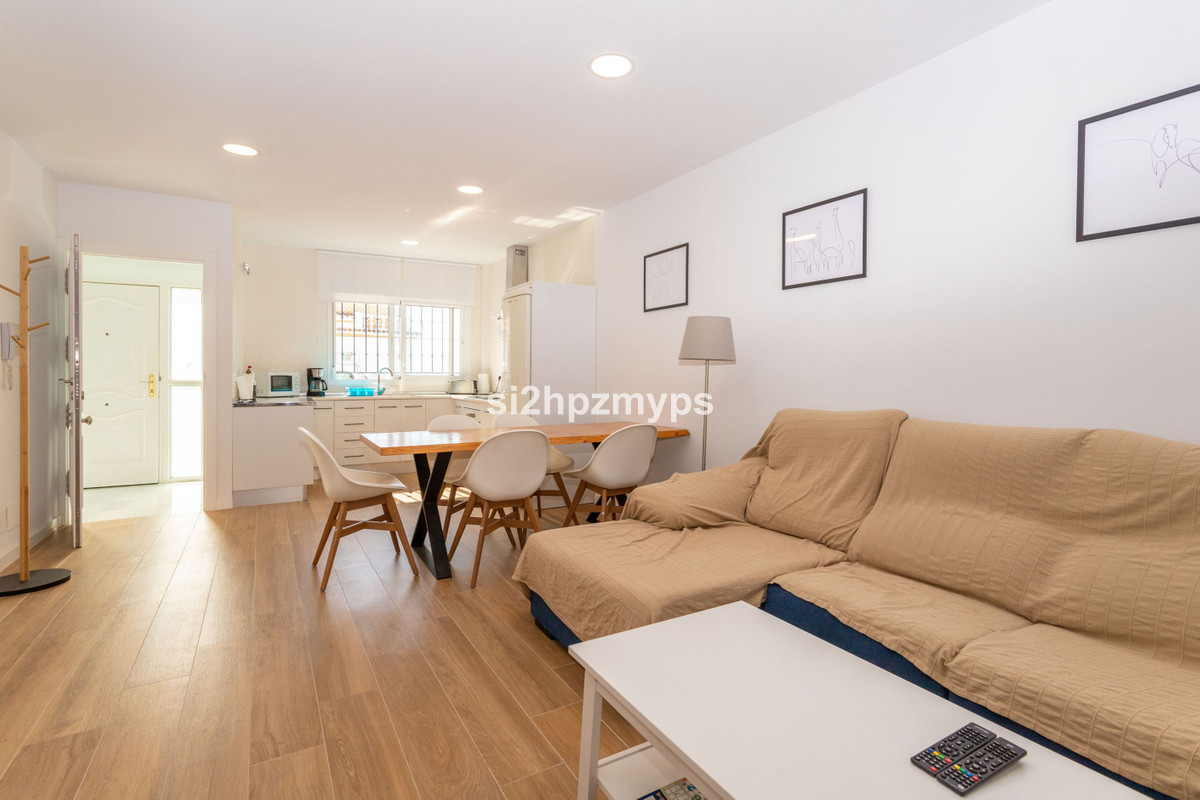 Geschakelde Woning te koop in Nerja | 4 slaapkamers H5287561