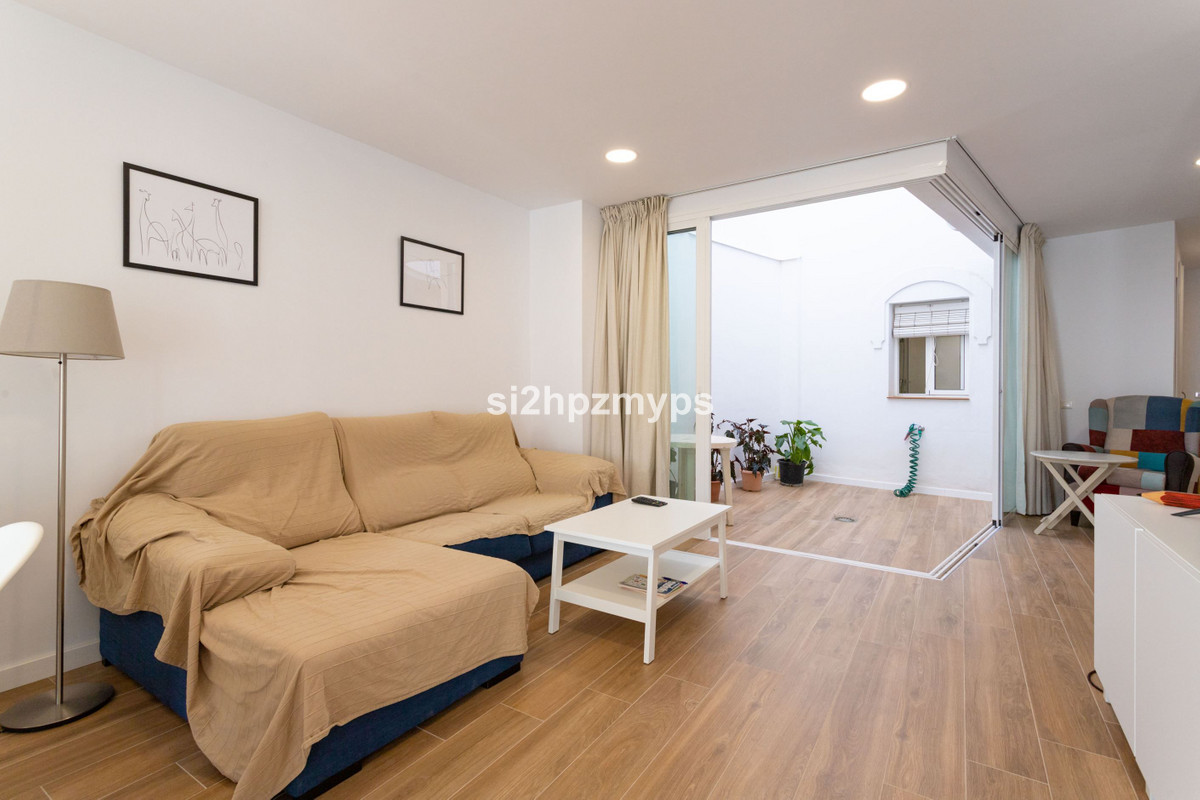 Geschakelde Woning te koop in Nerja | 4 slaapkamers H5287561