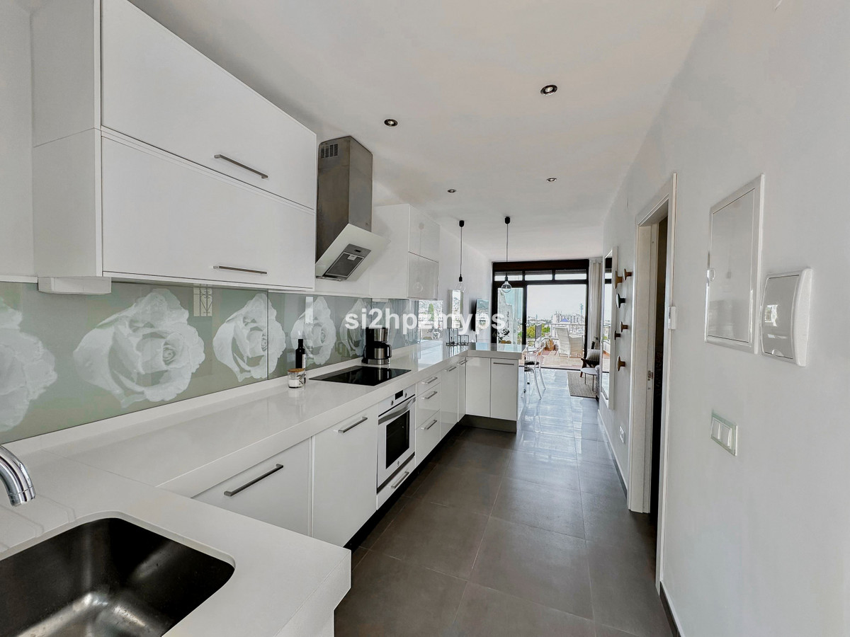Geschakelde Woning te koop in Nerja | 2 slaapkamers H5373616