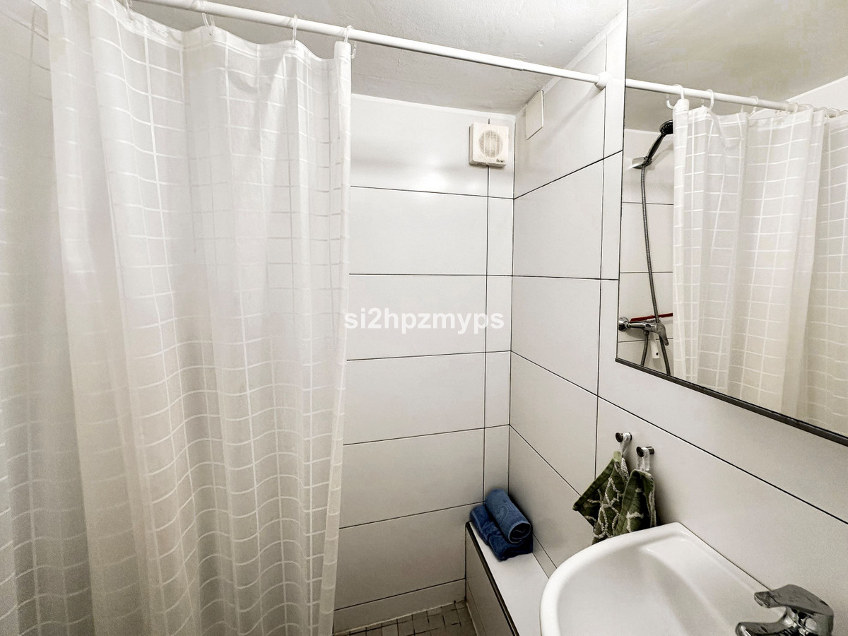 Geschakelde Woning te koop in Nerja | 2 slaapkamers H5373616