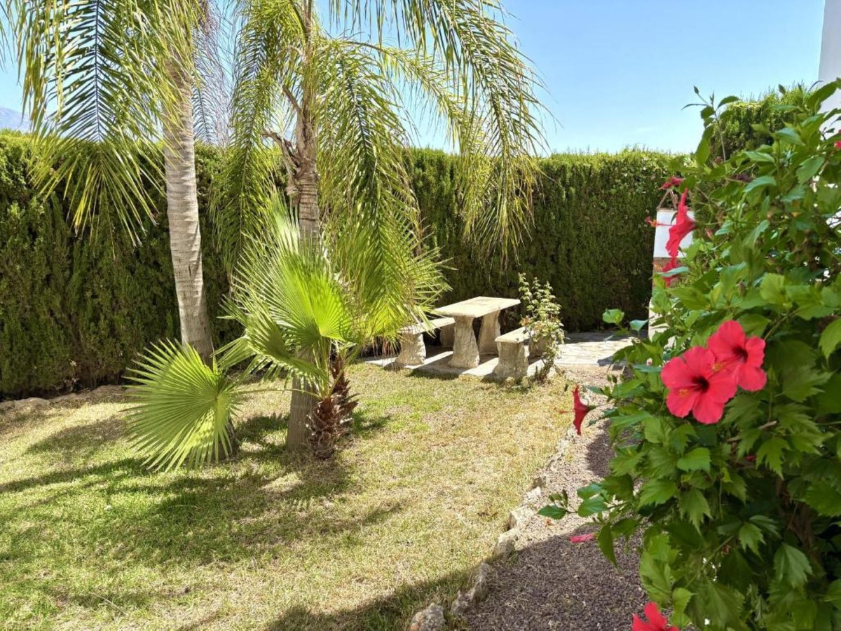 Appartement te koop in Nerja | 4 slaapkamers H5402023
