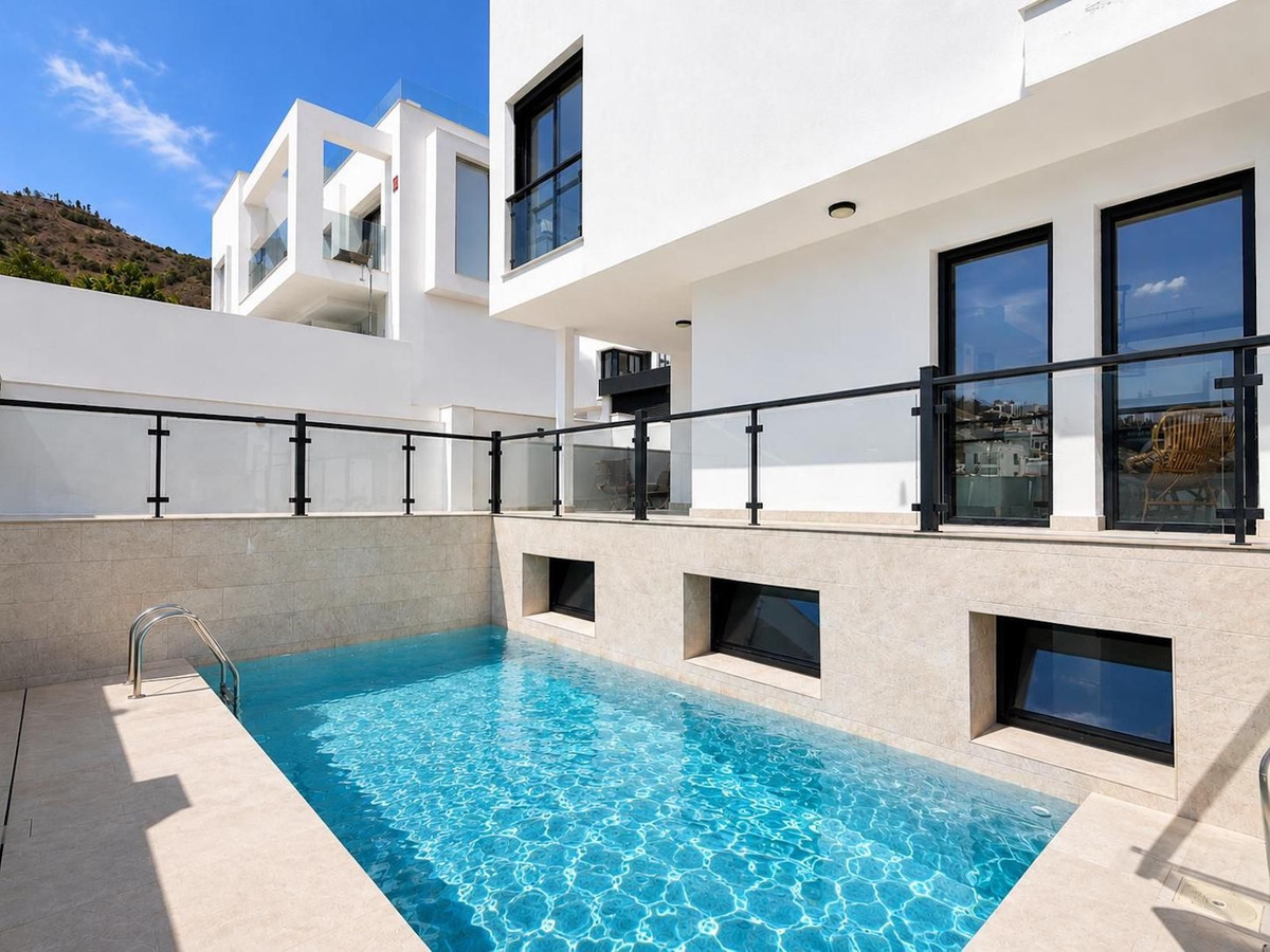 Vrijstaande Villa te koop in Nerja | 3 slaapkamers H5475793