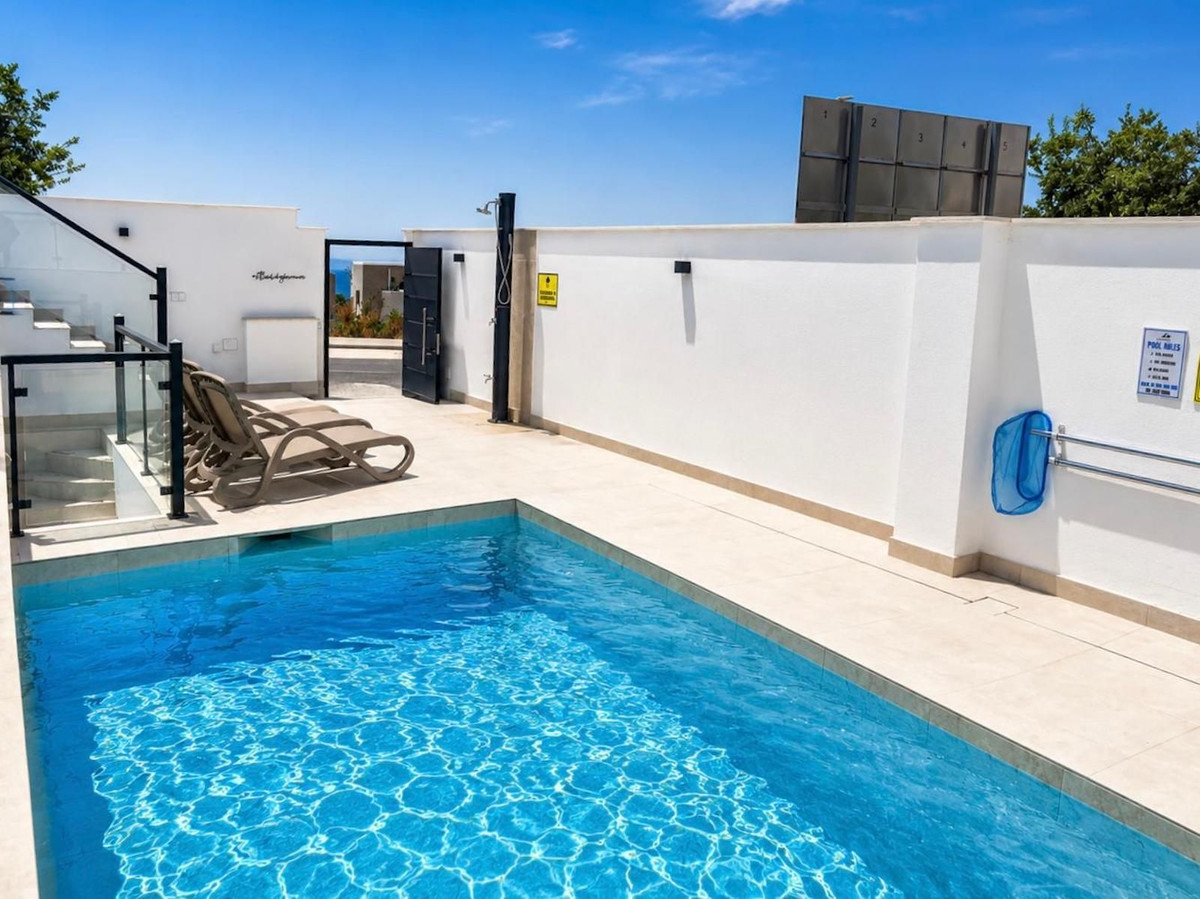 Vrijstaande Villa te koop in Nerja | 3 slaapkamers H5475793