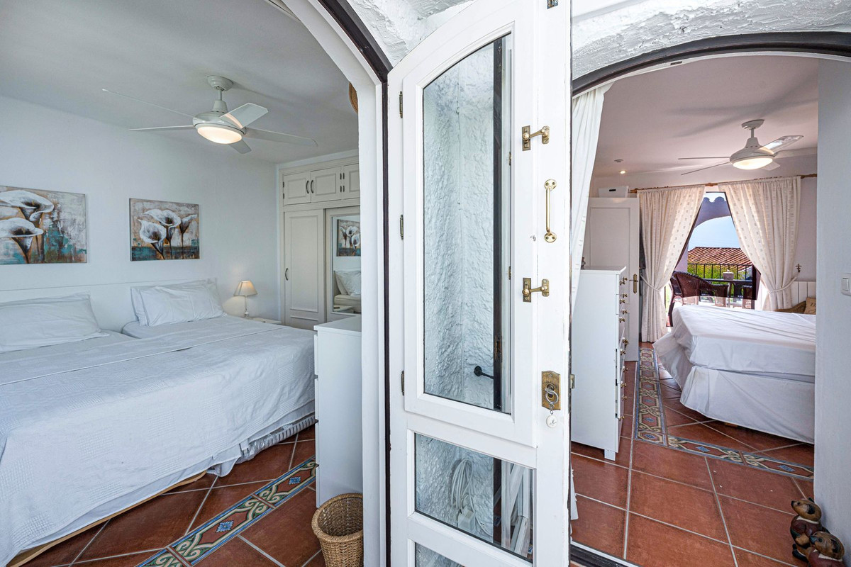 Huis te koop in Nerja | 2 slaapkamers H5496565