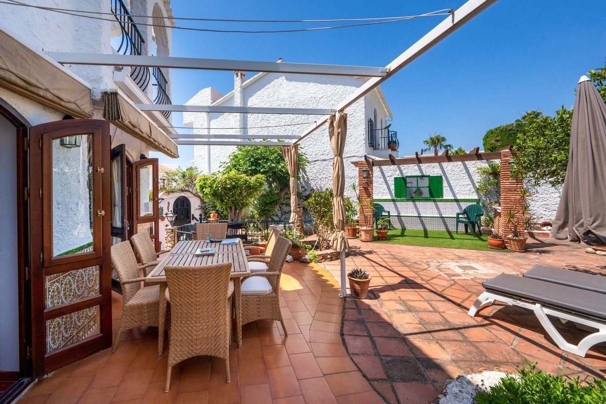 Huis te koop in Nerja | 2 slaapkamers H5496565