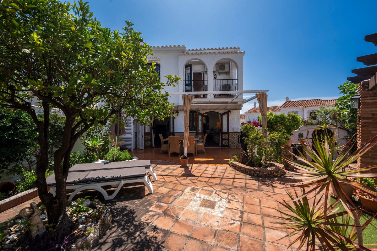 Huis te koop in Nerja | 2 slaapkamers H5496565