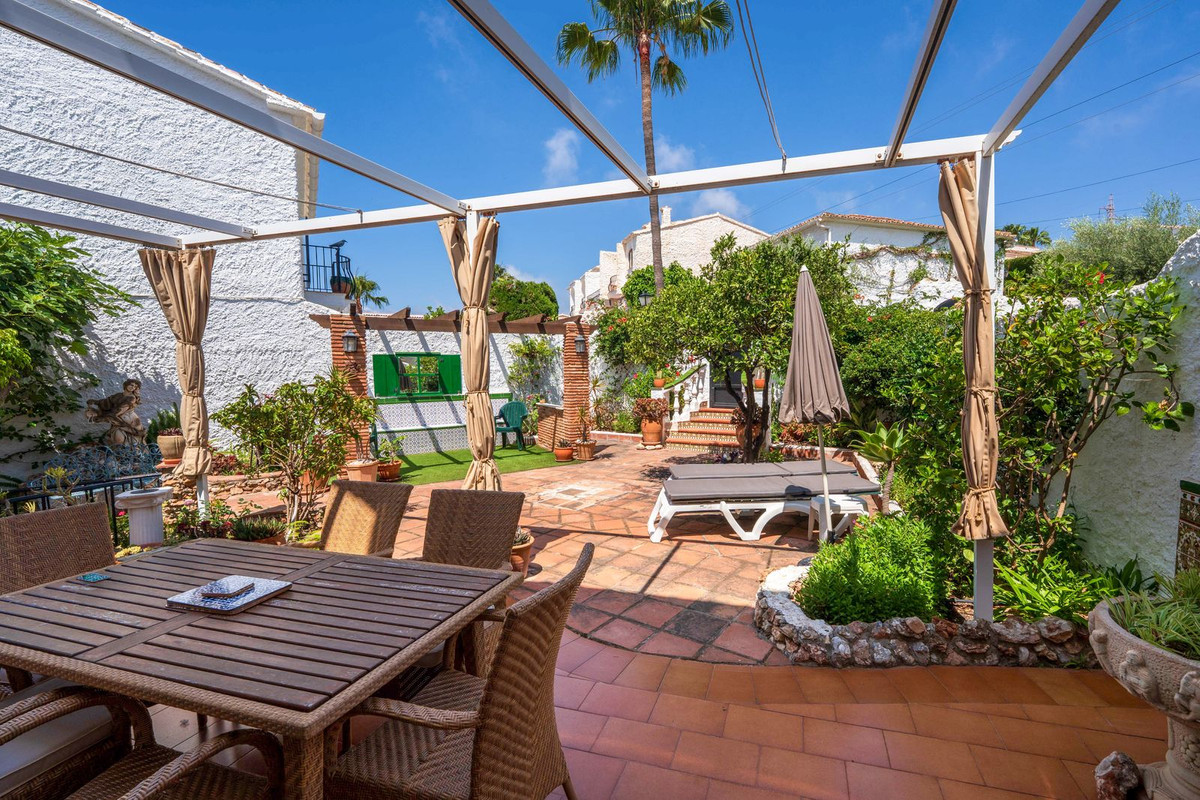 Huis te koop in Nerja | 2 slaapkamers H5496565
