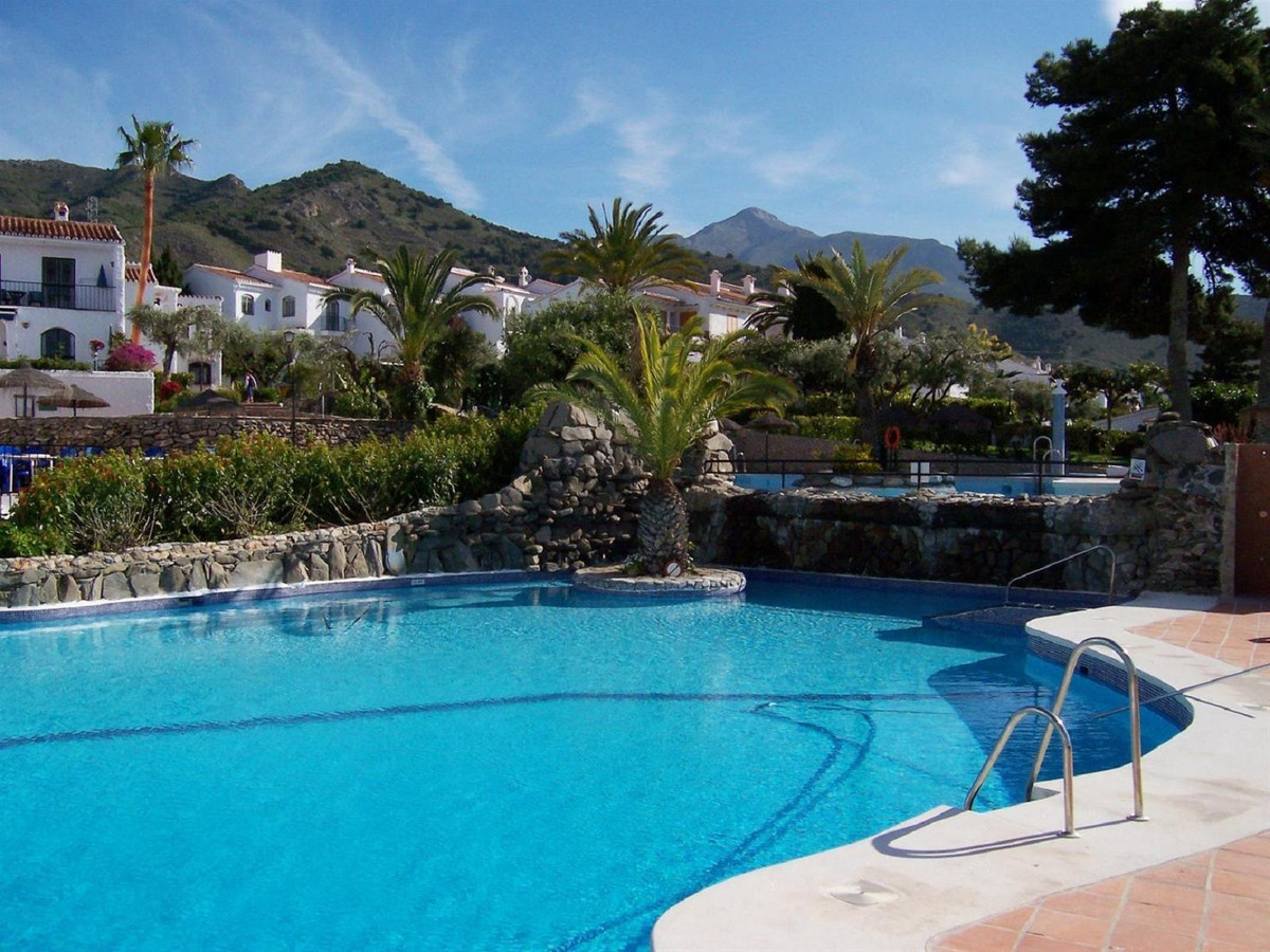 Huis te koop in Nerja | 2 slaapkamers H5496565