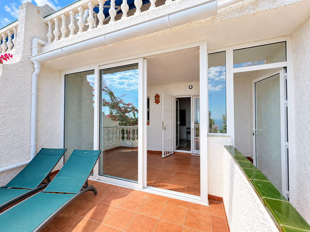 Geschakelde Woning te koop in Nerja | 2 slaapkamers H5513515