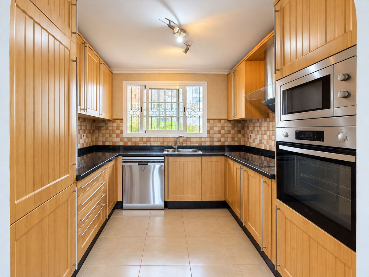Geschakelde Woning te koop in Nerja | 2 slaapkamers H5513515
