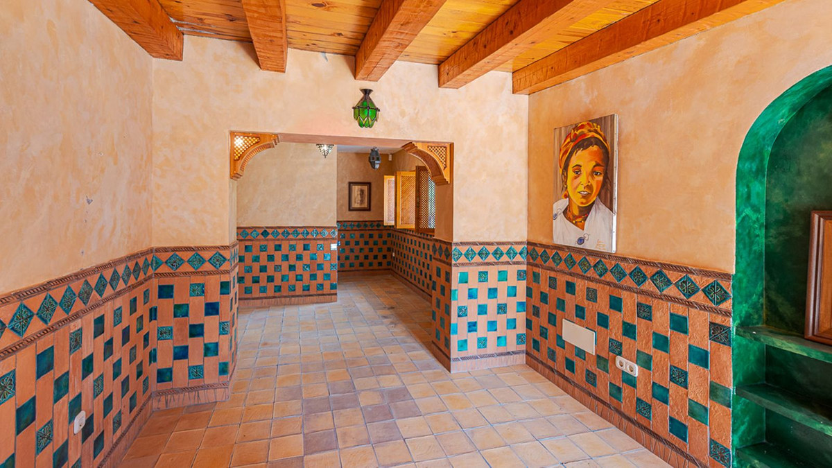 Huis te koop in New Golden Mile | 4 slaapkamers H4429960