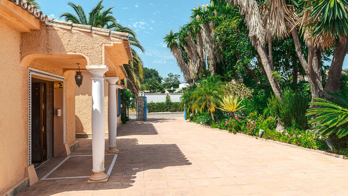 Huis te koop in New Golden Mile | 4 slaapkamers H4429960