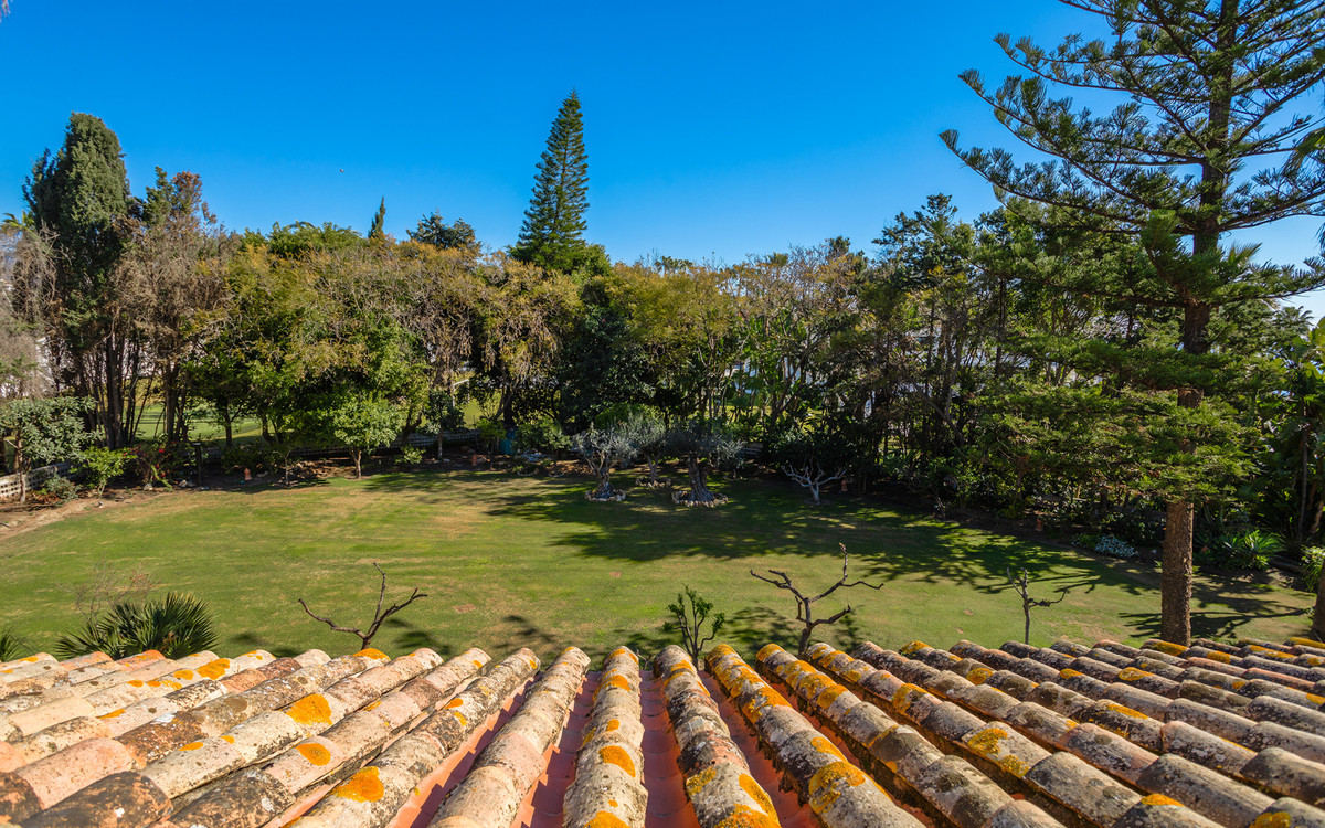 Huis te koop in New Golden Mile | 8 slaapkamers H4677691