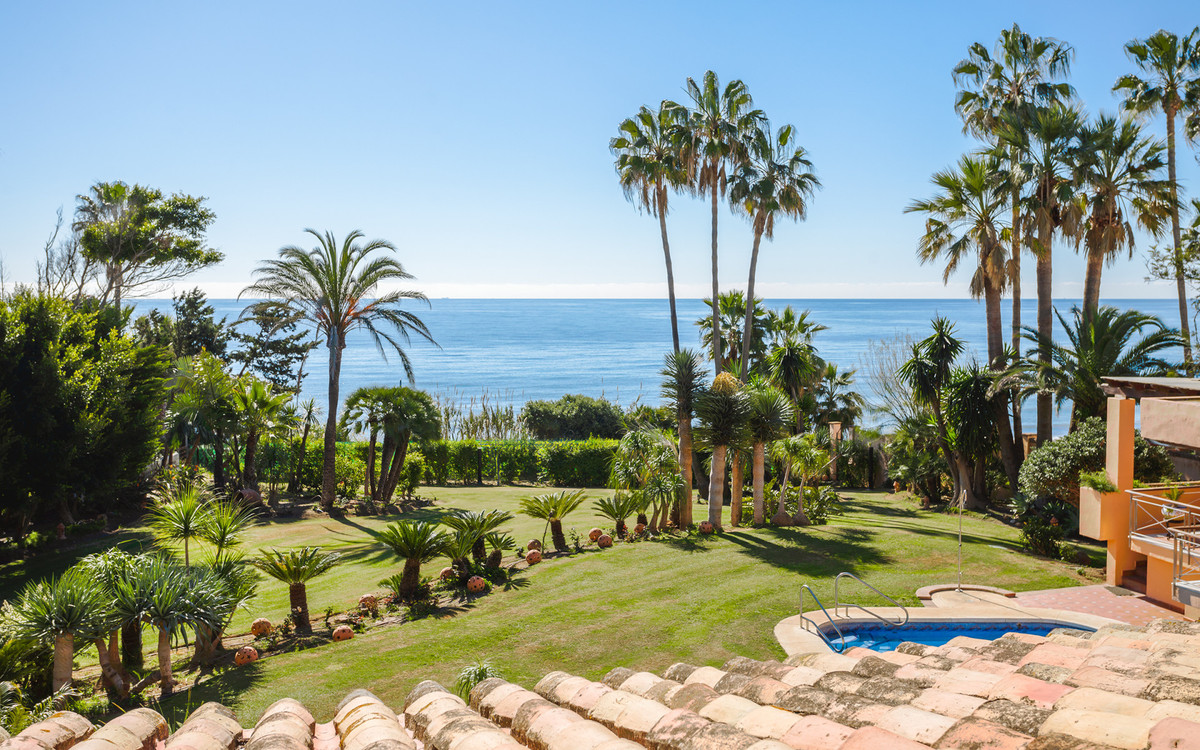 Huis te koop in New Golden Mile | 8 slaapkamers H4677691