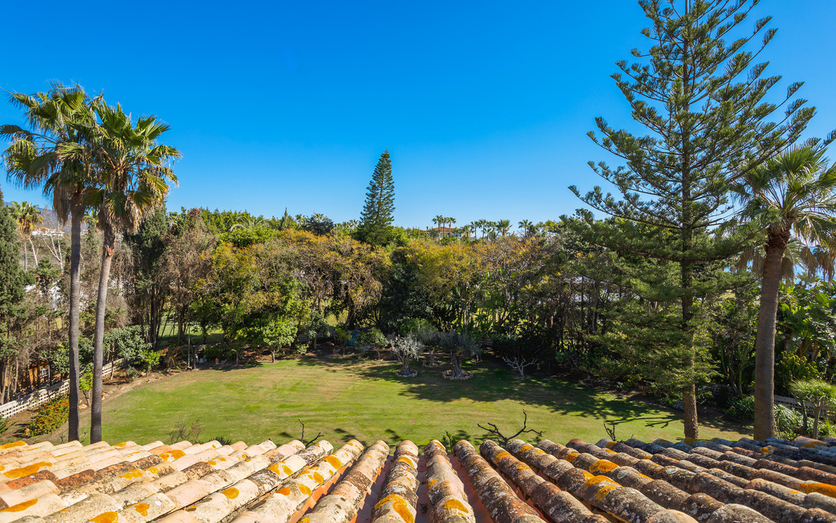 Huis te koop in New Golden Mile | 8 slaapkamers H4677691