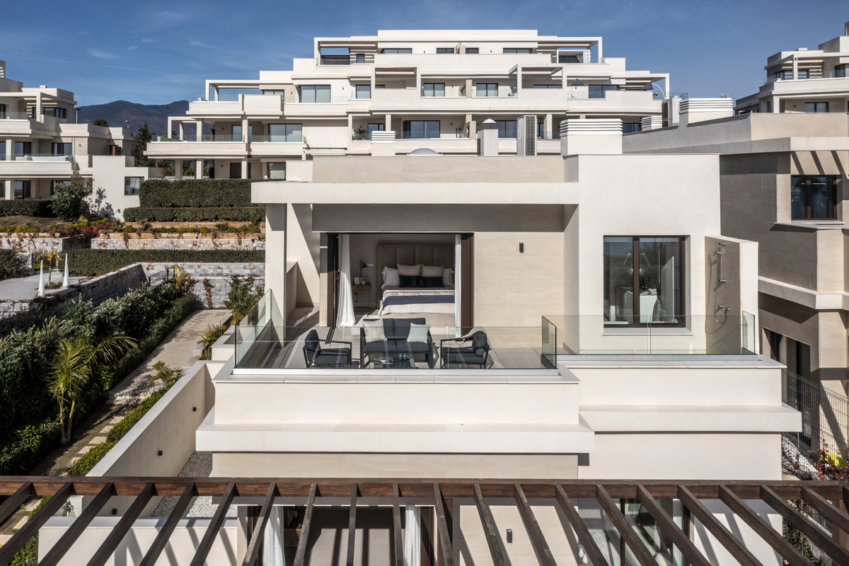 Vrijstaande Villa in New Golden Mile-21