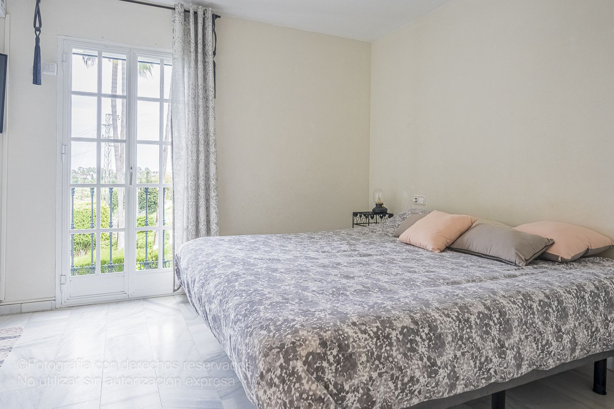 Geschakelde Woning in New Golden Mile-10