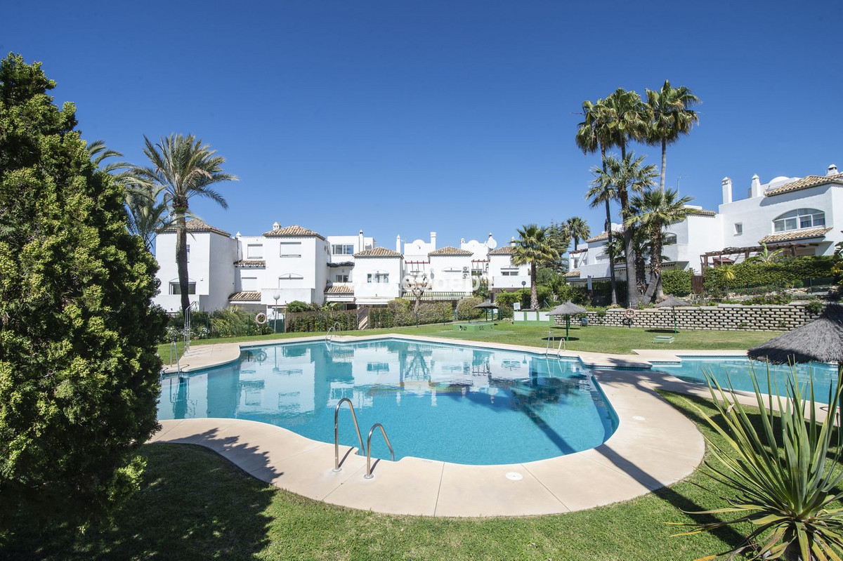 Semi-Vrijstaande Villa in El Padron-32