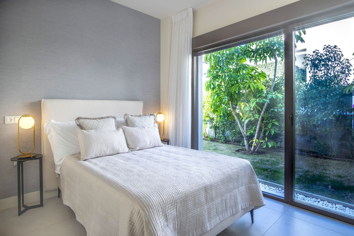 Huis te koop in New Golden Mile | 4 slaapkamers H5007865